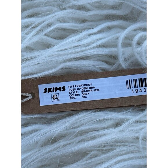 Skims Fits Everybody Pushup Demi Bra Onyx Size 30C - Picture 7 of 7